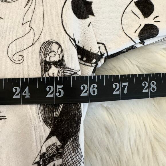 Disney Nightmare Before Christmas Graphic Pullover Sweatshirt XL NWOT - Picture 10 of 12